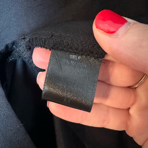 Tuckernuck Pomander Place Ashlen Button Down Top M - Picture 7 of 7